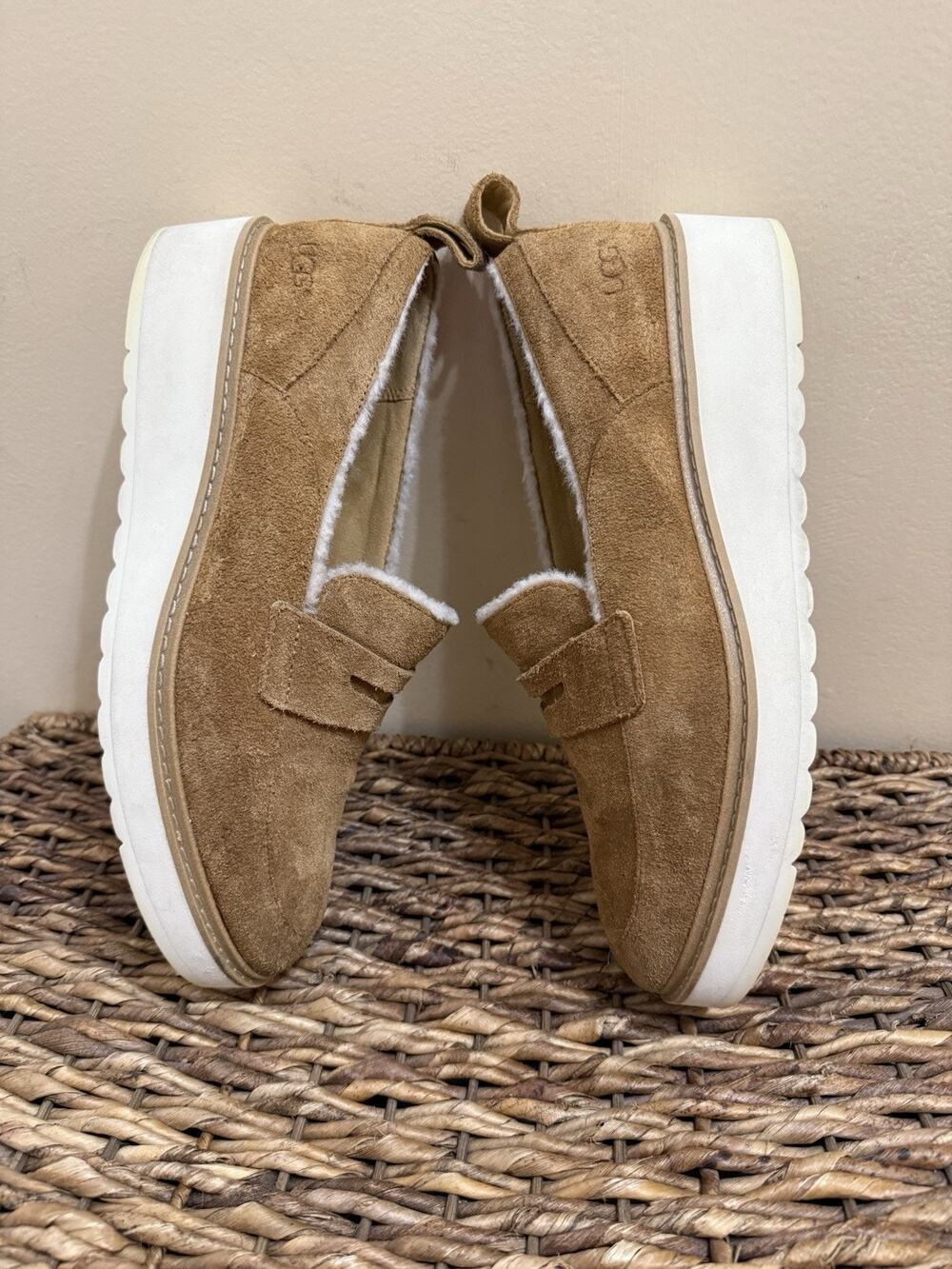 UGG Womens moccasins Penny Loafer brown 10